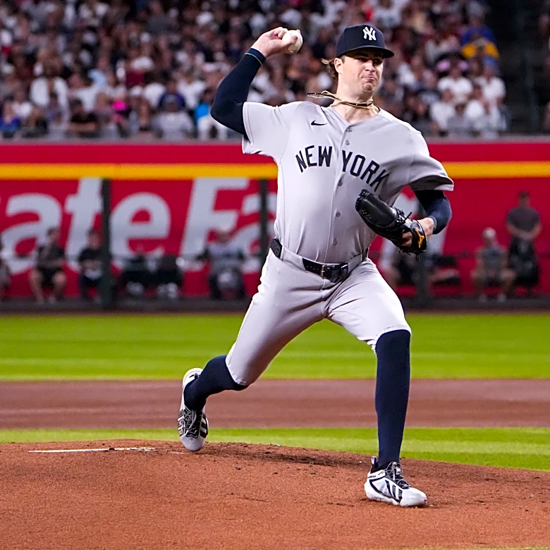 Boston Red Sox at New York Yankees odds, picks and predictions