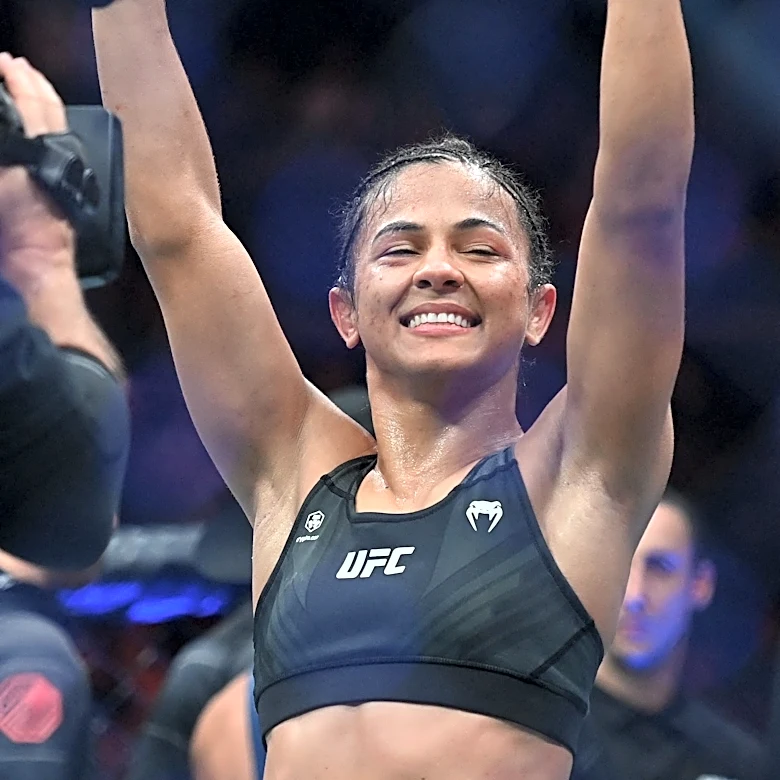 UFC 332 Natalia Silva vs. Wang Cong odds, picks and predictions