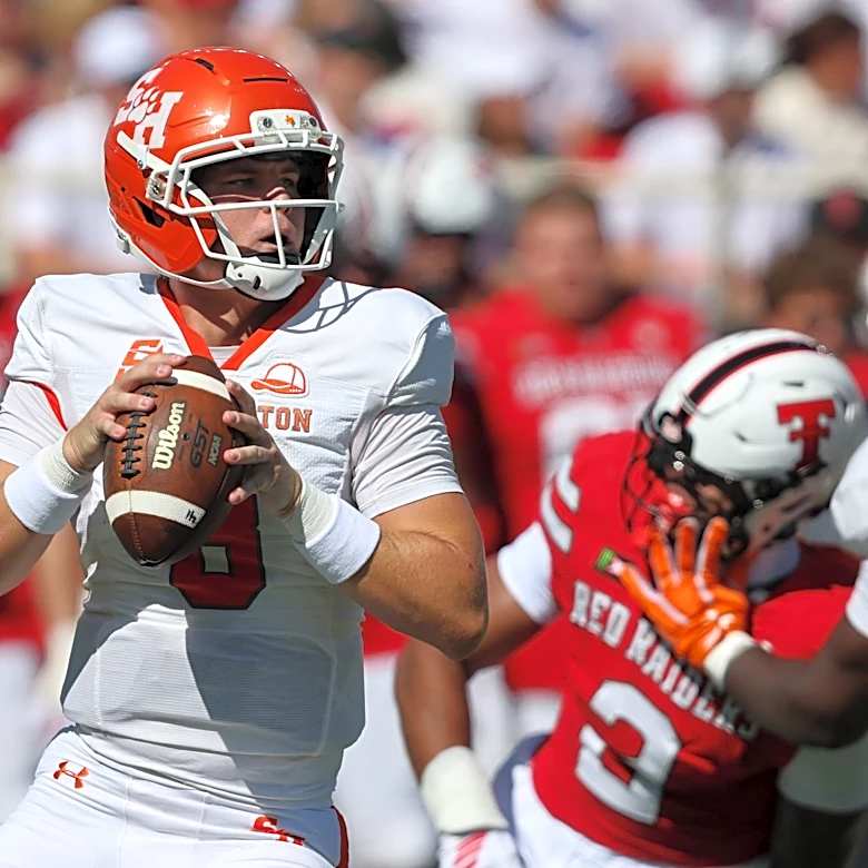 Sam Houston Bearkats at Liberty Flames odds, picks and predictions