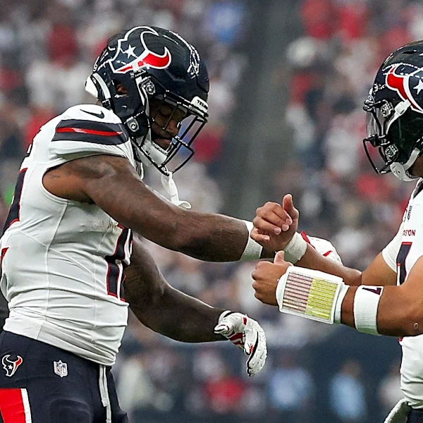 Houston Texans at Tennessee Titans odds, picks and predictions