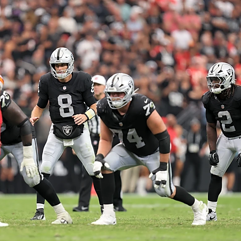 Las Vegas Raiders at New England Patriots odds, picks and predictions