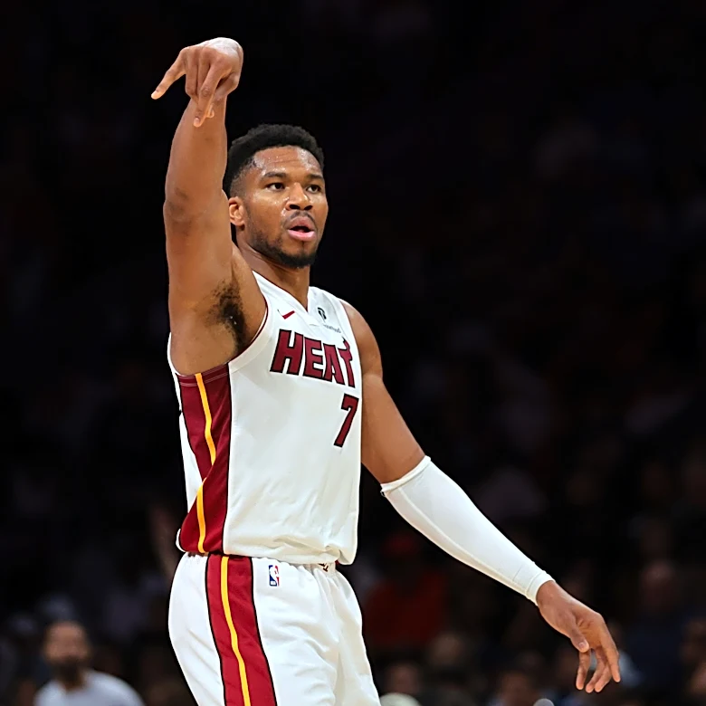 Miami Heat at Atlanta Hawks odds, picks and predictions