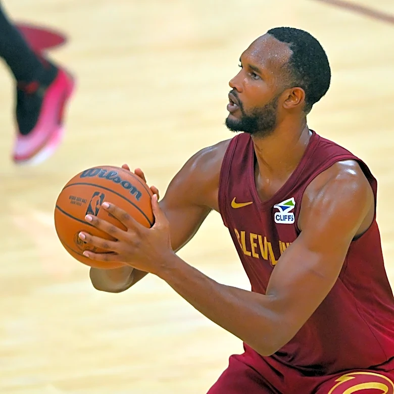 Cleveland Cavaliers at Atlanta Hawks odds, picks and predictions