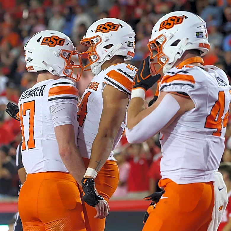 Oklahoma State Cowboys at Iowa State Cyclones odds, picks and predictions