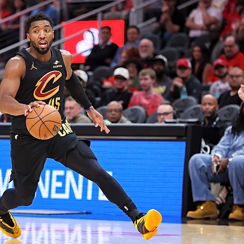 Cleveland Cavaliers at Milwaukee Bucks odds, picks and predictions