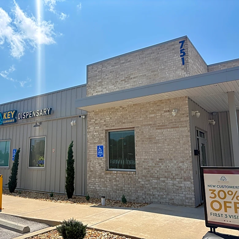 Springfield marijuana dispensary workers ratify union contract