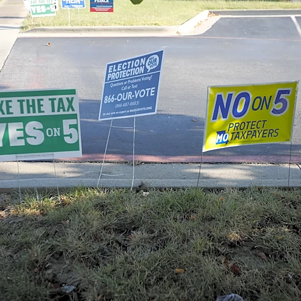 Missouri voters say no changes to initiative petitions, income tax