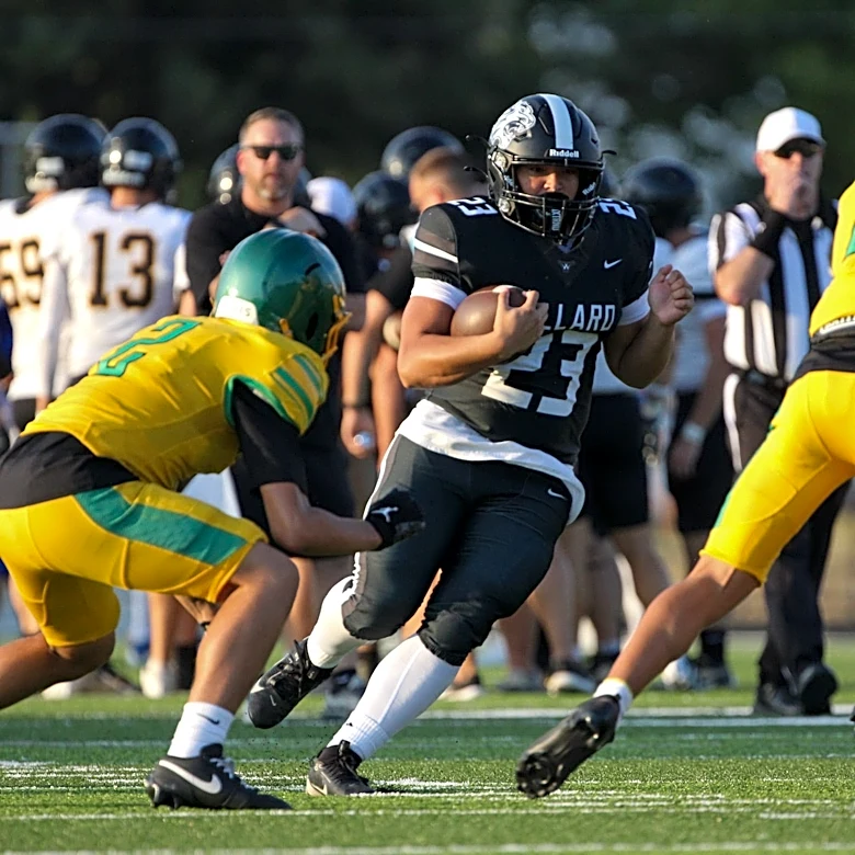 See the best Springfield area high school football plays from Week 1
