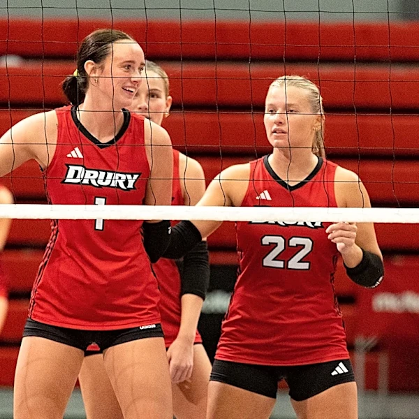 Drury Panthers volleyball players Bray, Hilton snag GLVC weekly awards