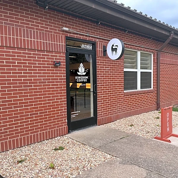 Springfield coffee shop opens new location in former elementary school