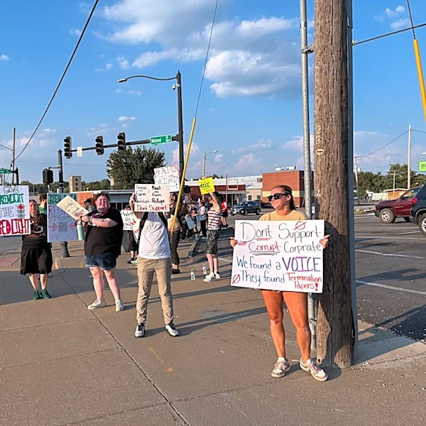 Springfield dispensary workers say they were fired for unionizing