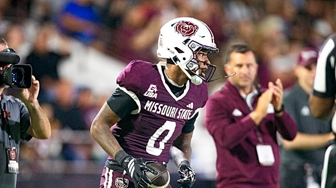 Jmariyae Robinson one step closer to Missouri State's triple crown