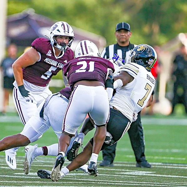 Missouri State defensive end Kellen Lindstrom out for season