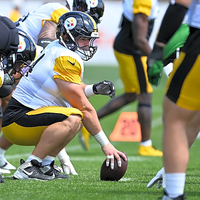 Broderick Jones shares wild story about Steelers center Zach Frazier