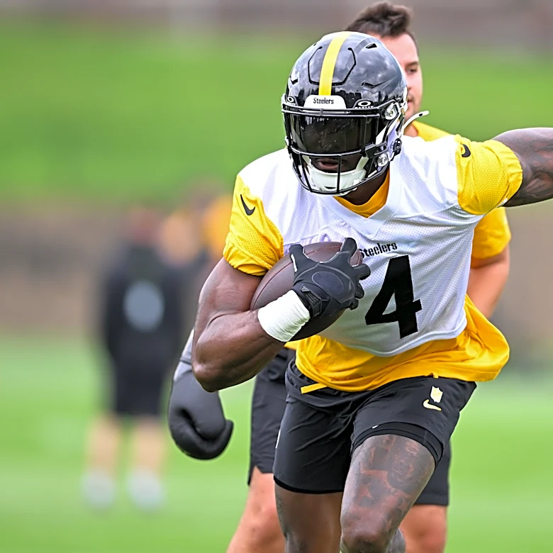 Aaron Rodgers on offensive strategy as defenses target DK Metcalf