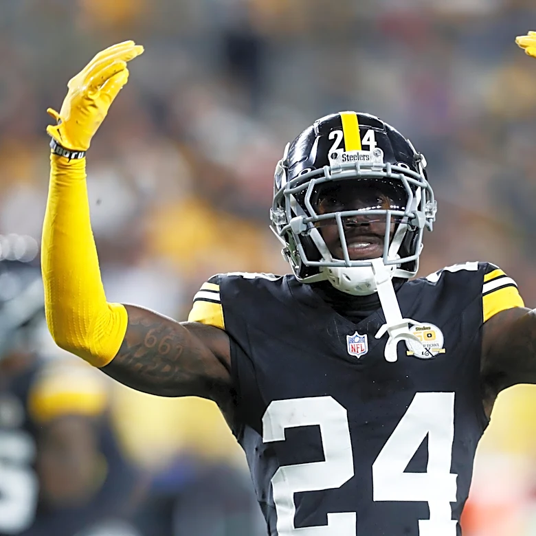 How Christian Gonzalez’s mega-deal impacts Joey Porter Jr.’s future