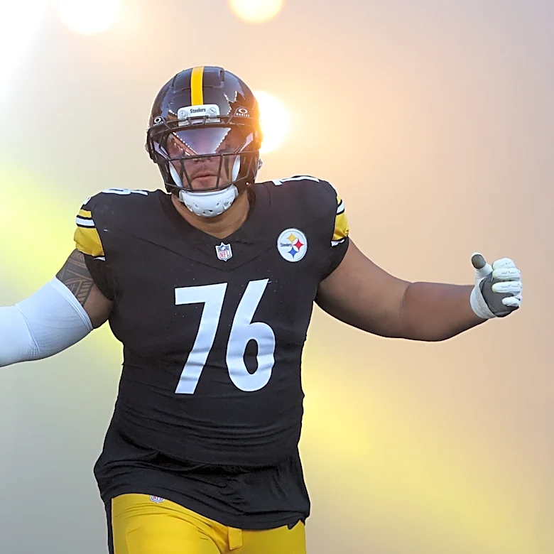 Steelers avoid major injury scare in Week 1 win over Falcons