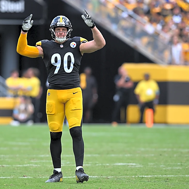 Steelers sneak past Falcons despite struggles on offense