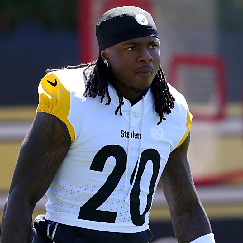How did former Steelers RB Kaleb Johnson perform in first Packers game?