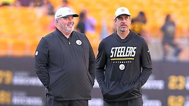 Former Steelers OL slams McCarthy & Rodgers' disconnect over offense