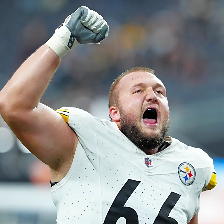Internet reacts to Steelers questionable blocking technique