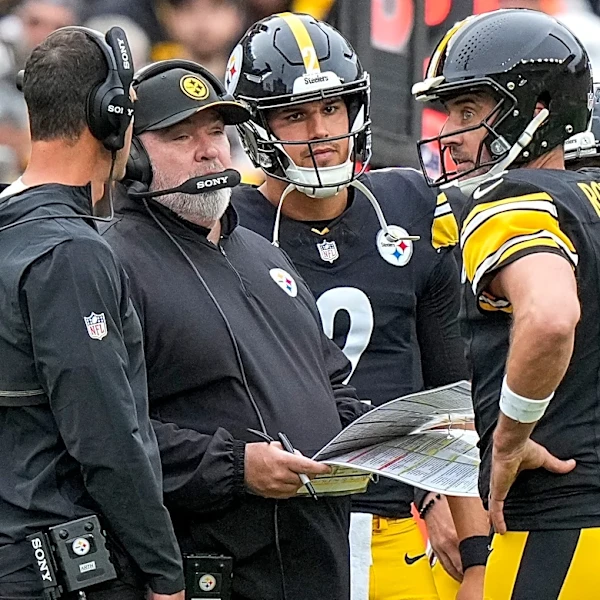Rodgers Demands High Execution: 'I’m Not Trying to Embarrass Anyone'