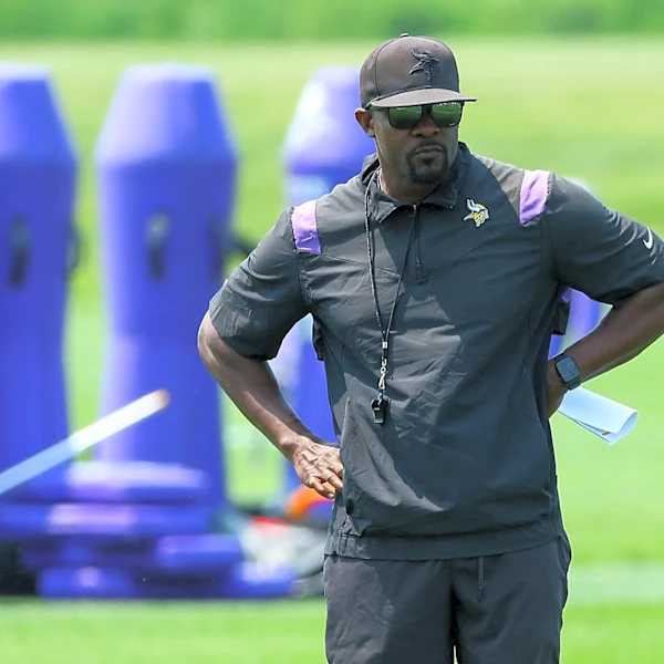 Cam Heyward defends Brian Flores after derogatory Raiders memo