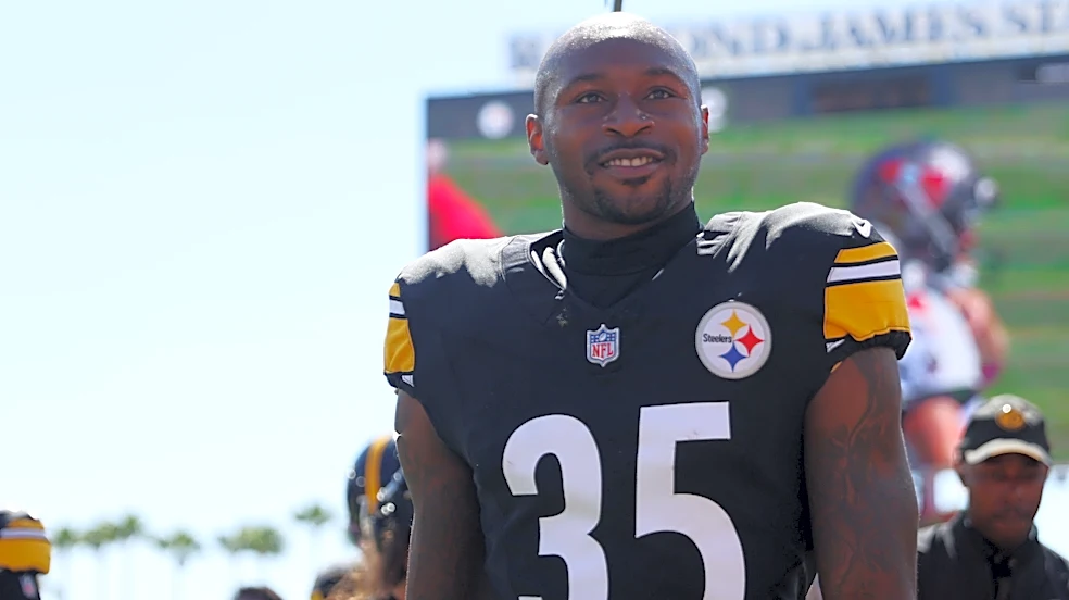 How Jamel Dean's inside knowledge saved the Steelers in Tampa