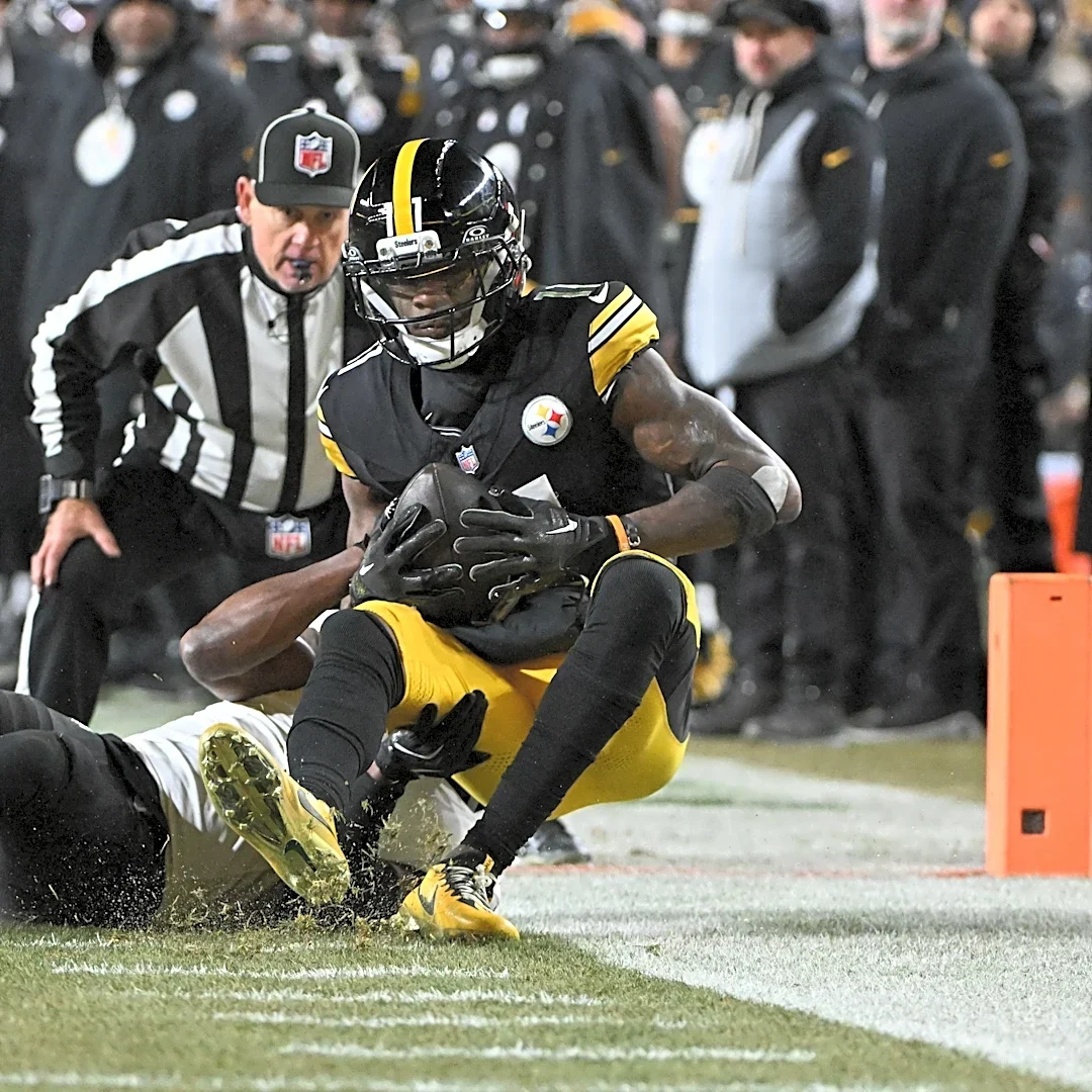 Steelers officially reunite with familiar face at wide receiver