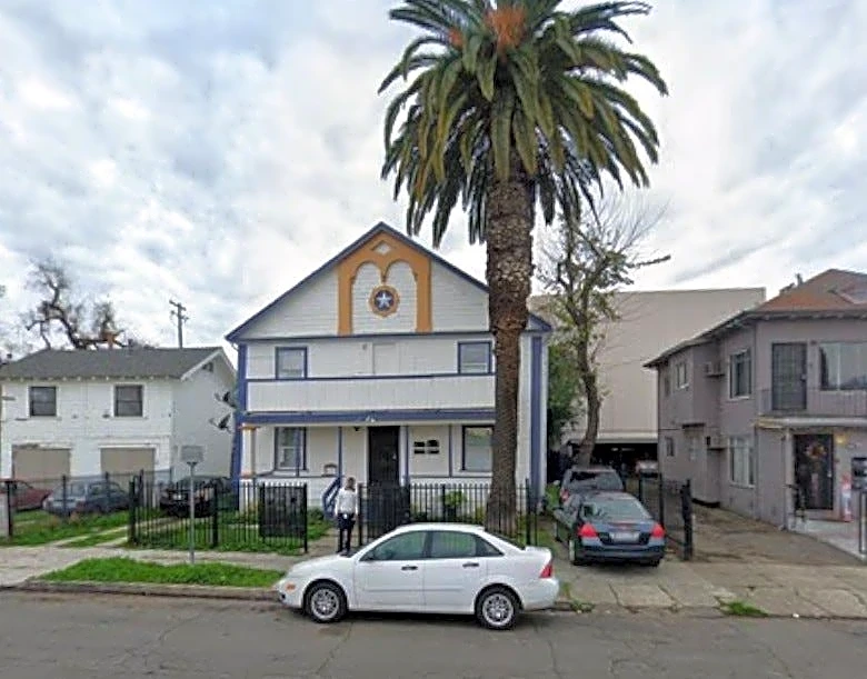What is the oldest historic building in Stockton? It dates to 1855