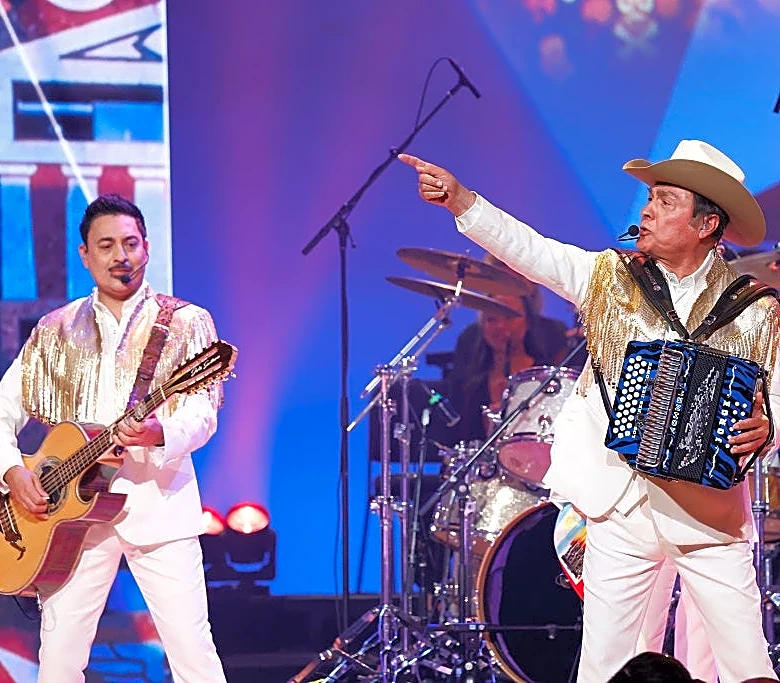 Los Tigres del Norte to make first tour stop in downtown Stockton