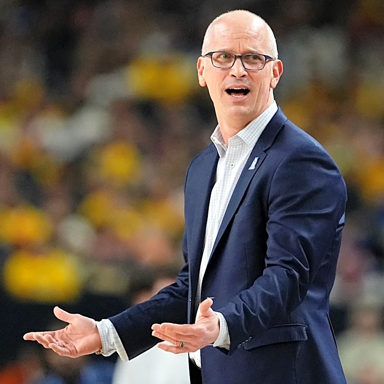 UNC loses out on basketball recruiting target to 6-time NCAA Champions
