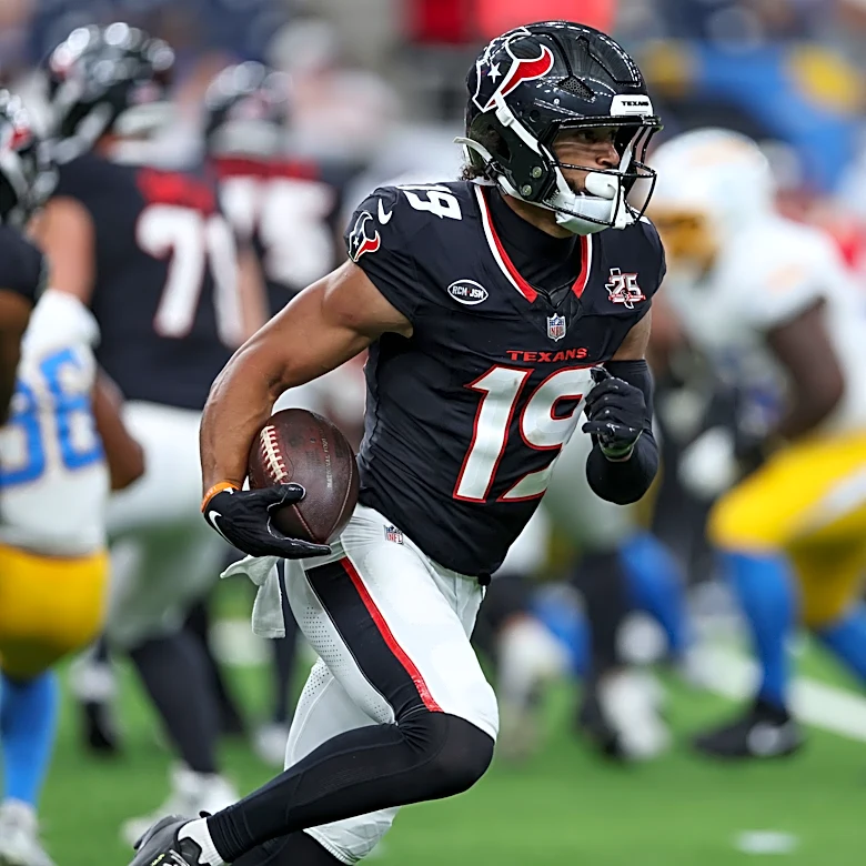 Texans HC DeMeco Ryans on WR Xavier Hutchison: 'Always a great attitude.'