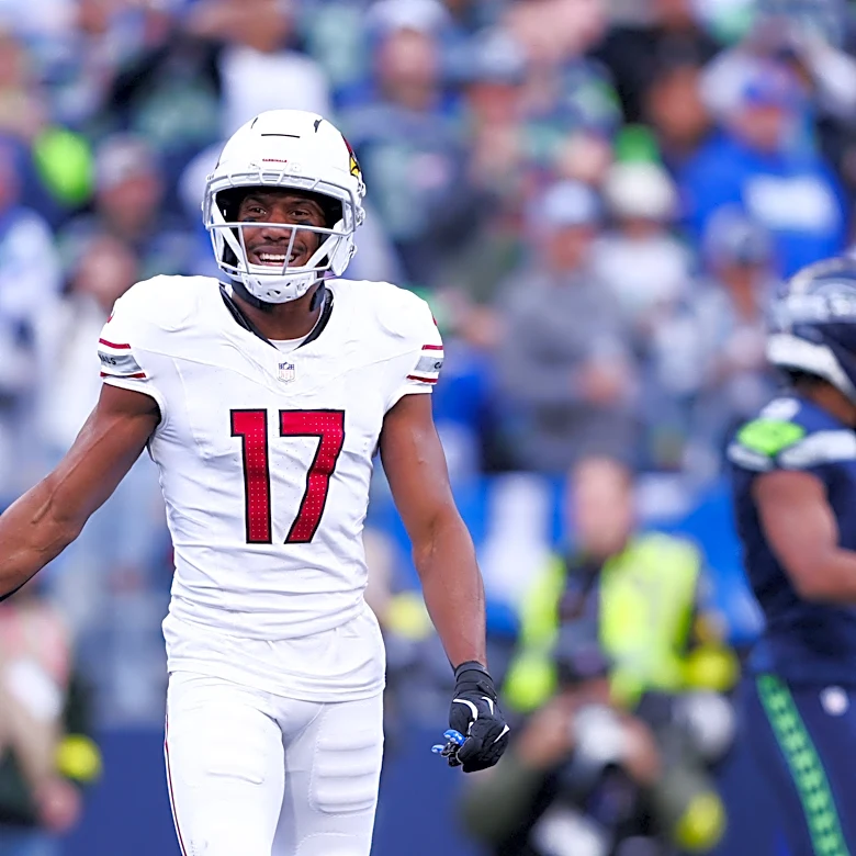 WATCH: Texans' Zay Jones makes it a game against the Panthers with late TD
