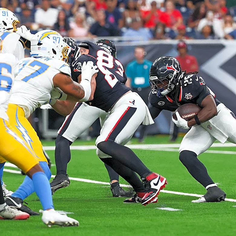 Houston Texans waive rookie RB Noah Whittington during roster cutdowns