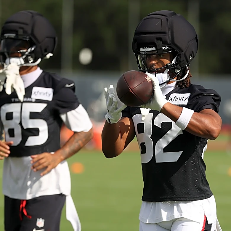 Texans waive fan favorite rookie WR Lewis Bond ahead of roster cut deadline