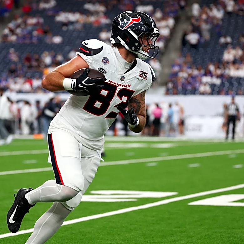 Texans fans react to rookie TE Marlin Klein's healthy scratch for Cowboys game