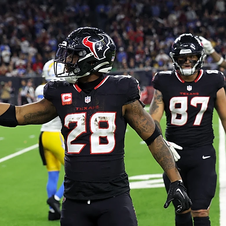 Former Texans Pro Bowl RB Joe Mixon back, signs one-year deal with Seahawks