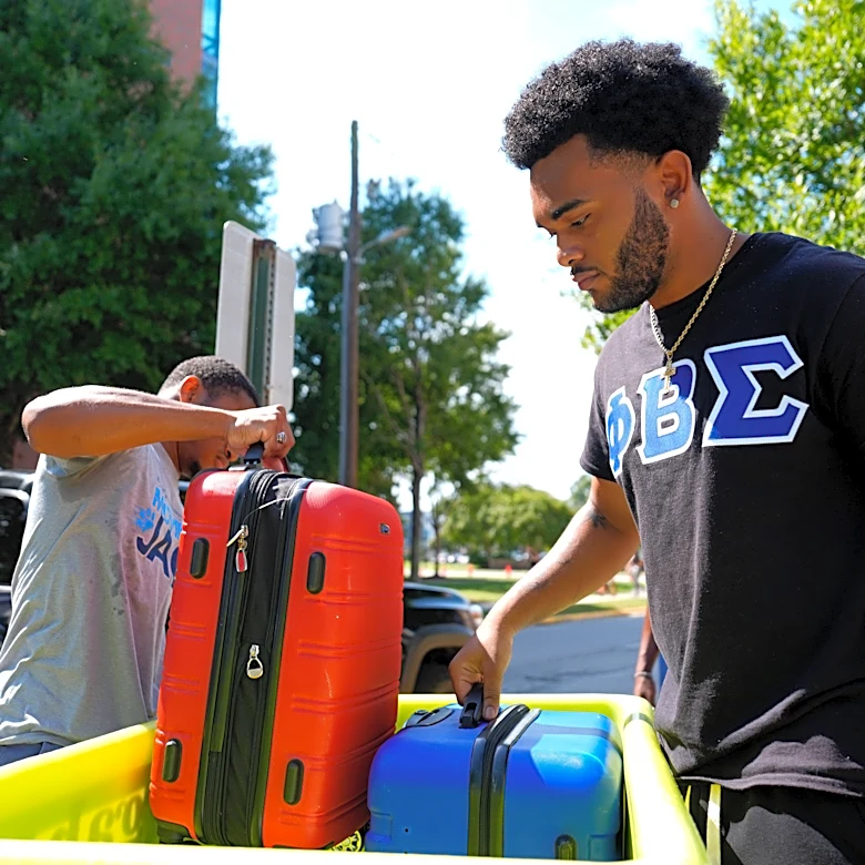 Move-in day marks start of a new year at Augusta University | PHOTOS