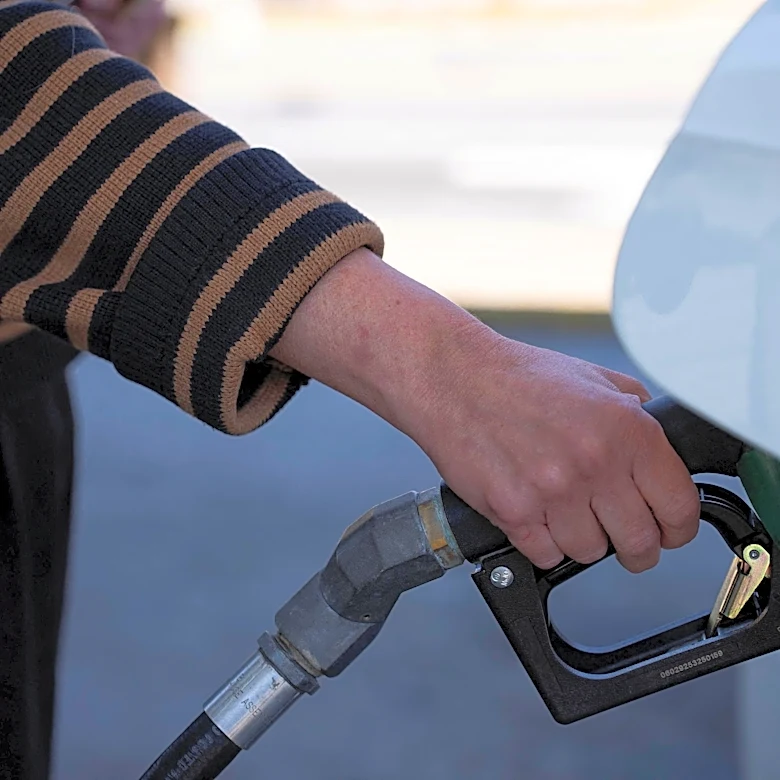 Georgia gas tax suspension extended through Thanksgiving