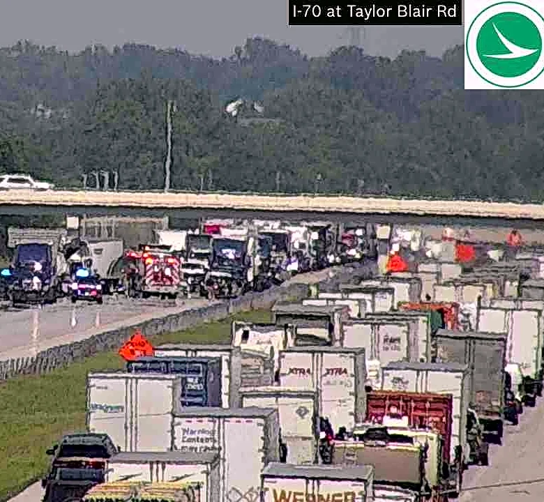 I-70 west closed in Madison County after tractor-trailer crash