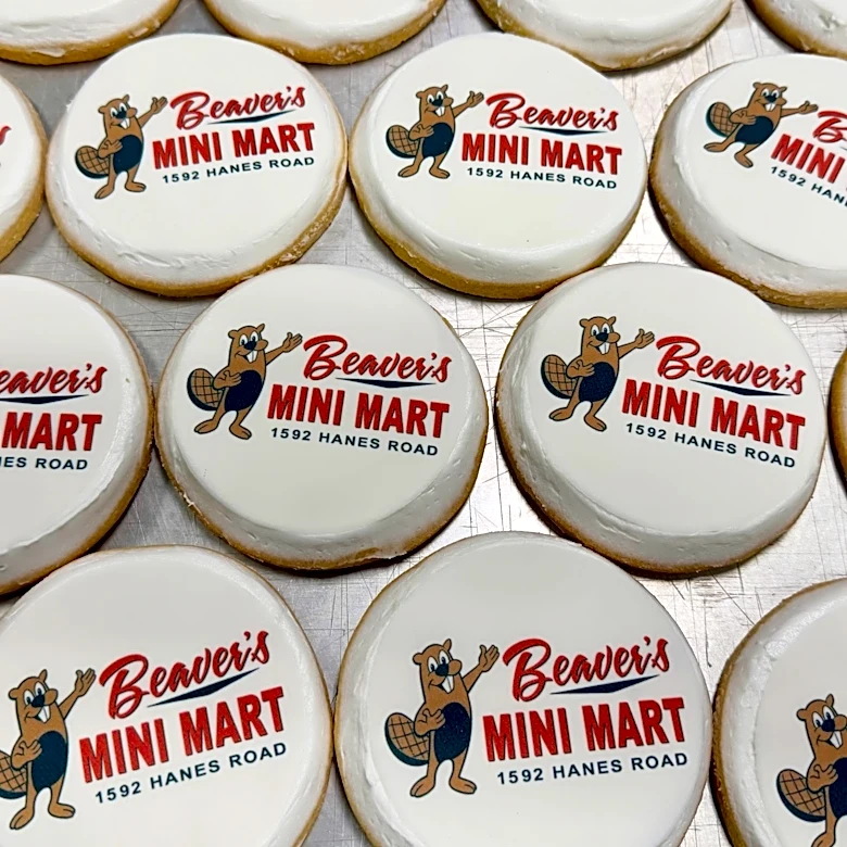 Central Ohio bakery sells cookies to help a small business fight Buc-ee's
