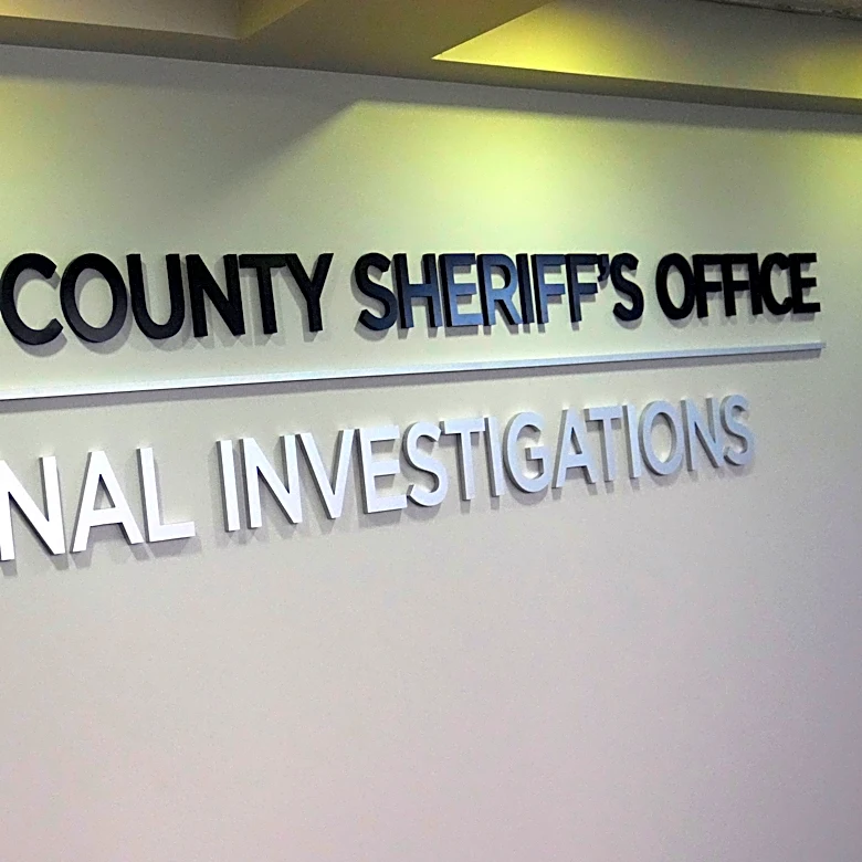 Gunfire strikes two vehicles on I-71 in Grove City