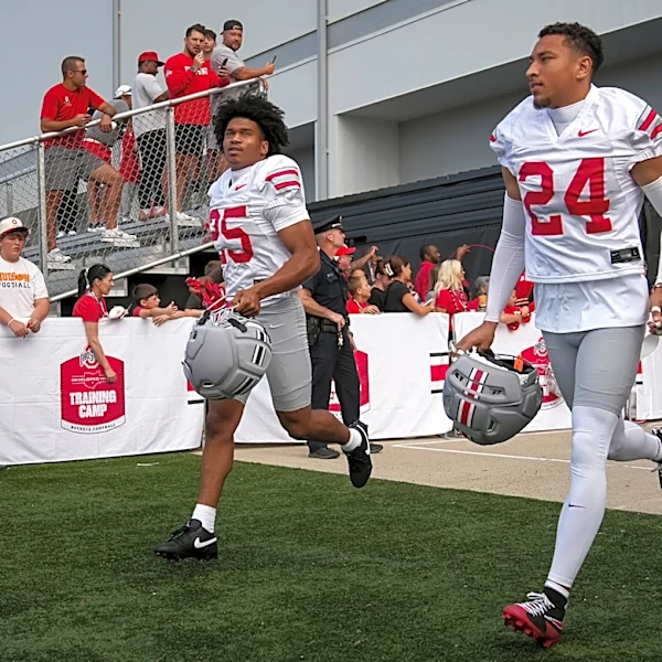 Jay Timmons becomes first Ohio State football freshman to lose black stripe in camp