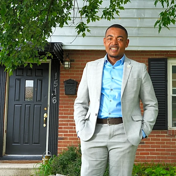 Hardin officially enters Columbus mayor's race against fellow Democrat Ginther