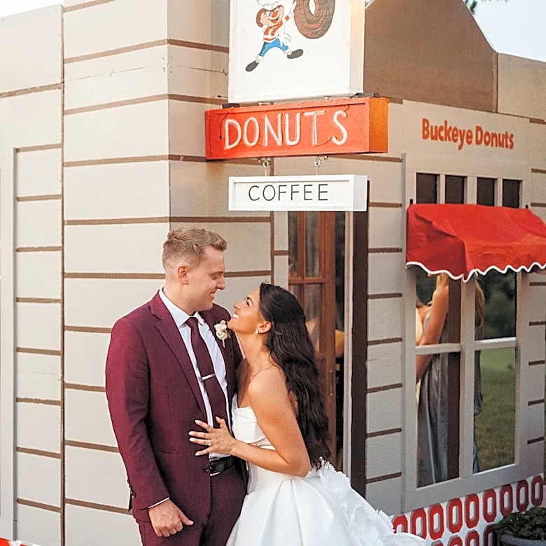 A 12-foot Buckeye Donuts replica featured in Ohio State alums' wedding