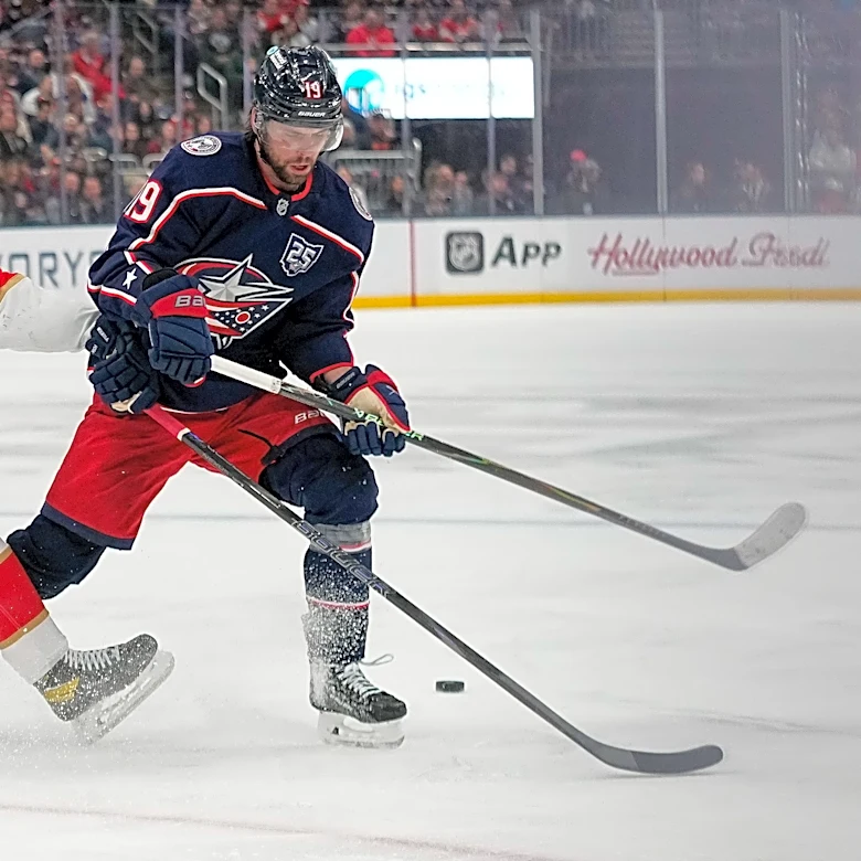 Columbus Blue Jackets GM Don Waddell aims to ink Adam Fantilli before camp