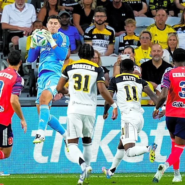 Columbus Crew host New England Revolution. Follow live
