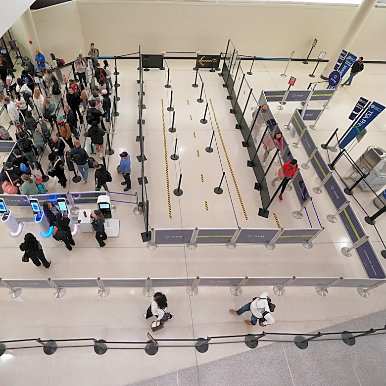 TSA to allow visitors without tickets past security at Columbus airport