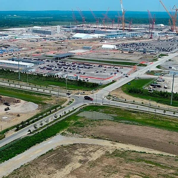Intel '100% committed' to getting New Albany fab completed, Moreno says